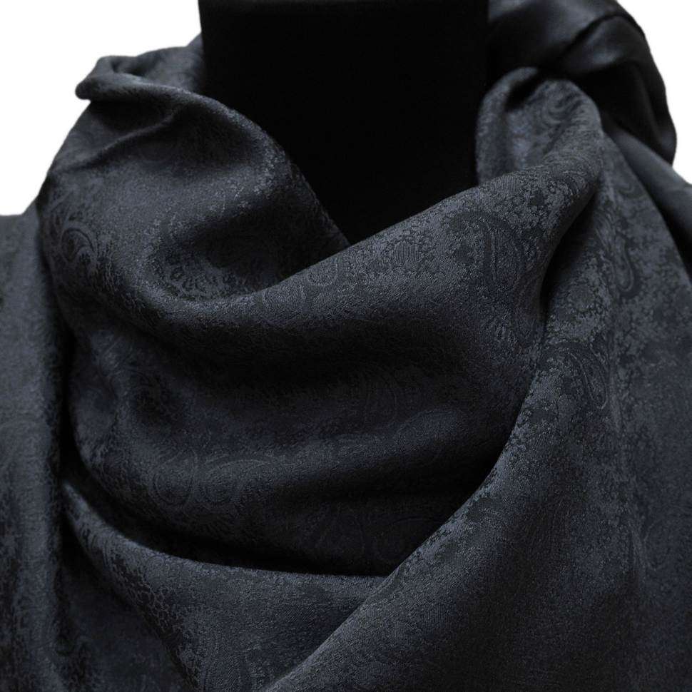 Черно серый шарф